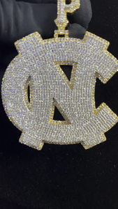 Collar con Colgante de Logotipo NC Iced Out, Joyería de Lujo Inspirada en el Hip Hop y los Deportes, con Micro Pavé de Piedras Brillantes - Product Image 6