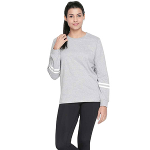 Sudadera de punto gris para mujer con cuello redondo y mangas largas con puños a rayas blancas, sudaderas personalizadas para mujer - Product Image 1