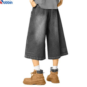 กางเกงยีนส์ขาสั้นทรงหลวมสไตล์เรโทรสีดำสำหรับผู้ชาย เป็นมิตรกับสิ่งแวดล้อม แห้งเร็ว ระบายอากาศได้ดี ผ้าฝ้ายทรงขาบาน - Product Image 5