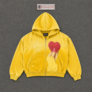 Sudadera con capucha informal amarilla con cremallera y estampado de corazón, diseño oversize unisex con texto “Love Me” para moda urbana - Product Image 5