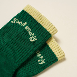 <b>Custom</b> Logo Green <b>Grip</b> Women <b>Socks</b> Crew Non Slip Yoga <b>Socks</b> Heart Sole <b>Custom</b> Logo Indoor Workout Wear - Product Image 2