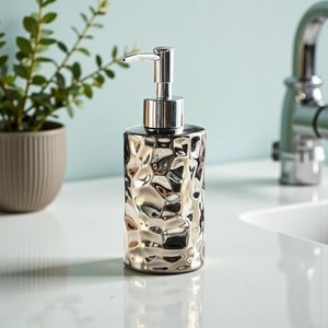 Elegante jabonera dorada y plateada, perfecta para guardar su jabón diario en baños o salas de baño, venta al por mayor desde India. - Product Image 4