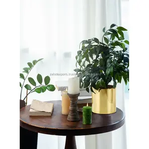 Vase à fleurs de luxe écologique en fer doré brillant de style royal moderne fait à la main, décoration de Noël, tables, design artisanal signature - Product Image 4