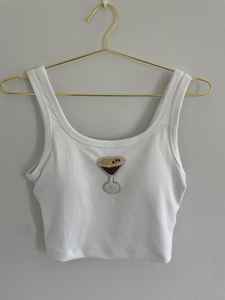 Top de tirantes de algodón acanalado blanco sin mangas para mujer, con lazo rojo de cereza hecho a mano y bordado de cuentas de vidrio, insignia de ropa. - Product Image 5