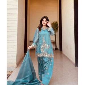 Salwar Kameez de Manga Larga con Diseño en Relieve GMY para Mujer, Secado Rápido, Corte Regular, Estilo Moderno, para Bodas, Fiestas y Ocasiones Casuales - Product Image 1