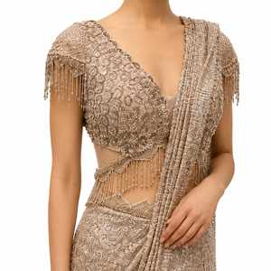 Sari de créateur en Georgette de Champagne, orné de sequins et de perles, avec franges, longueur ras du sol, élégant, pour mariage, bal de promo, soirée, pour femme - Product Image 3