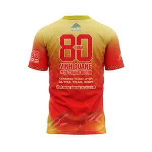 เสื้อยืดวิ่งแขนสั้น OEM พิมพ์ลายด้านหน้า โลโก้สั่งทำ แห้งเร็ว ผลิตจากโพลีเอสเตอร์ สำหรับการฝึกซ้อม - Product Image 5