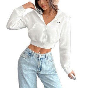 Sudaderas con capucha cortas de corte ajustado para mujer, diseño de paneles de algodón y forro polar, top con capucha corto, logotipo personalizado, fabricación de marca privada, ropa urbana. - Product Image 1