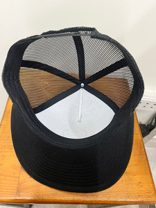 Casquettes Snapback d'extérieur avec patch logo tissé personnalisé, casquettes Trucker, broderie 3D, casquette Snapback 5 panneaux à visière plate, fabriquées au Vietnam - Product Image 4