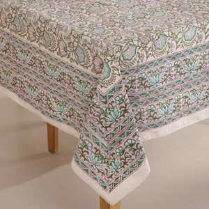 Manteles Elegantes Personalizados Bordados 100% Algodón para Eventos Especiales, Recepciones de Boda y Fiestas - Product Image 3