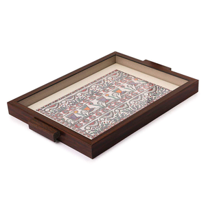 Plateau rectangulaire en bois émaillé imprimé pour le service et le rangement des aliments, idéal pour le petit-déjeuner, la restauration, les mariages et comme accent de table moderne pour la maison. - Product Image 1