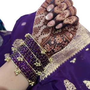Ensembles de bracelets traditionnels de couleur personnalisée, Churiyan, bracelets en verre kashmiri faits à la main, collection de bijoux de mariage pour la mariée - Product Image 1