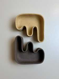 Support à bijoux en céramique fait main, forme unique, décoration de luxe, qualité supérieure, décorations murales, arts, décoration intérieure par UO INDIA - Product Image 2