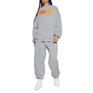 Ensemble sweat-shirt et pantalon de survêtement 100 % coton OEM, logo personnalisé, survêtement 2 pièces pour femme, motif uni, survêtement pour l'hiver, prix bas - Product Image 1