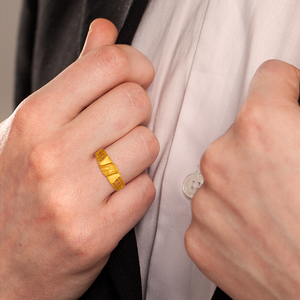 Sculpted Grid <b>Men</b> Gold <b>Ring</b> Premium Matte Finish Gold Plated Geometric Wide Band <b>Ring</b> <b>for</b> Women Elegant Statement Finger Jewelry - Product Image 2