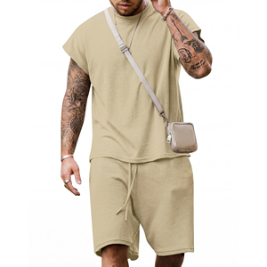 Conjunto deportivo informal de dos piezas para hombre, ecológico, que absorbe la humedad, con camiseta de manga corta y pantalones cortos para entrenamiento. - Product Image 1