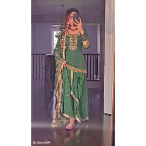 Ensemble de vêtements de fête pour femmes, haut, jupe dhoti, dupatta - Product Image 2