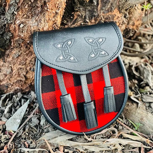 Scottish Handmade Leather Tartan Sporran Celtic Embossed Knot Design Sporran Highland Kilt Sporran With <b>Chain</b> <b>Belt</b> - Product Image 2