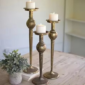 Support à bougie en métal durable pour la maison, élégant porte-bougie de table, décoration intérieure pour mariage et fête - Product Image 3