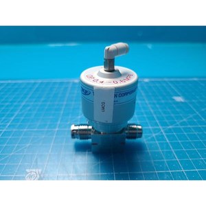 Conjunto de Sensor de Alta Pureza TKF S4PDVN-VM-C-B-P S957302513097, Usado como Pieza de Repuesto para Equipos Semiconductores Legacy - Product Image 4