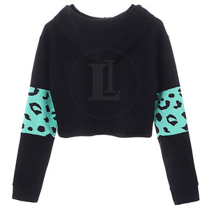 New Design <b>Winter</b> Long Sleeves Crop <b>Top</b> Hoodies 100% Cotton Eco-Friendly Breathable Front Logo Women's Wholesale Made Pakistan - Product Image 2