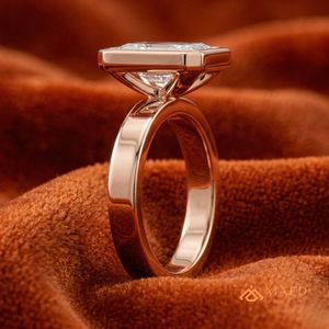 แหวนหมั้นเพชรโมอิสซาไนต์ทรงเหลี่ยมมรกต ทองคำขาว 14K ประดับขอบแบบ Bezel แหวนแต่งงานสุดหรู ของขวัญสำหรับผู้หญิง สหรัฐอเมริกา - Product Image 2