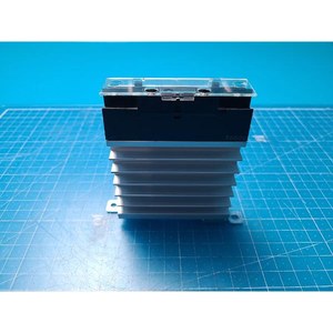 Manomètre numérique Yamatake PGM10F015 d'occasion – Pièces détachées d'équipement semi-conducteur Legacy - Product Image 3