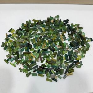 Meilleure tourmaline verte naturelle brute non taillée, spécimen en bâton, non poli, forme libre, Afghanistan, qualité AAA, vente en gros, qualité gemme - Product Image 1