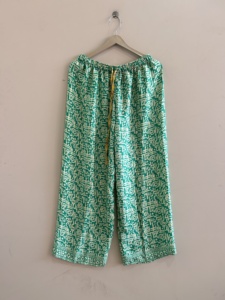 Pantalon Harem en Polysilk Imprimé Banjara, Pantalon en Soie pour Femmes, Pantalon de Détente Confortable, Pantalon de Pyjama - Product Image 2