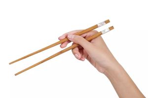 Palillos de madera natural para sushi, fideos, arroz y decoración tradicional de la mesa de comedor asiática - Product Image 5