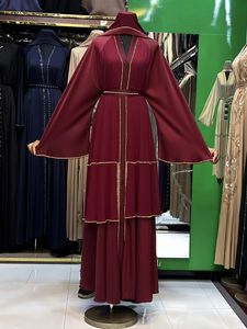 Hermosa abaya caftán con pedrería, lentejuelas hechas a mano, estilo árabe de Dubái, corte amplio, tela Nida, vestido de noche para fiesta. - Product Image 5
