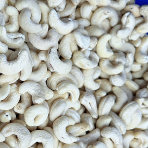 Vietnam Trusted Supplier Raw Cashew <b>Nut</b> Wholesale Cashew <b>Nuts</b> Ww240 Premium Vietnam Cashew <b>Nuts</b> Exported To Asia, Eu, Middle Eas - Product Image 1
