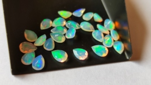 Opale naturelle éthiopienne Welo de qualité AAA, taille poire, multi-feu, calibrée 3x5mm, pierre précieuse en vrac pour la création de bijoux américains - Product Image 2