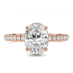Exquisito Anillo Ovalado con Halo Oculto y Diamantes de Laboratorio de 0.65 Ct en Oro Amarillo, Blanco, Rosa y Platino de 18K - Product Image 3