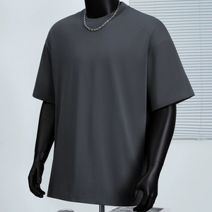 เสื้อยืดแฟชั่นฤดูร้อนขายส่ง ทรงหลวม สีพื้น คอกลม แขนสั้น สำหรับผู้ชาย รุ่นฮิต - Product Image 4