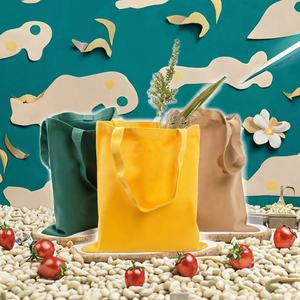 Sac fourre-tout en toile de coton personnalisé avec logo, poignée en ruban, grande taille (>50cm), fermeture épaule avec impression de lettres pour les courses - Product Image 3