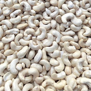 Trusted Factory Cashew <b>Nuts</b> W180 W240 Cashew <b>Nut</b> Price Raw Cashew <b>Nuts</b> Vietnam Customized Packing - Product Image 1