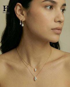 Minimalist Marquise Cut Diamond <b>Pendant</b> Necklace in 14k/18k <b>Solid</b> <b>Gold</b>, Fine Jewelry for Women - Product Image 5