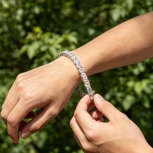 Pulsera de tenis de plata de ley 925 con moissanita, estilo clásico, con cierres seguros para hombres y mujeres. - Product Image 6