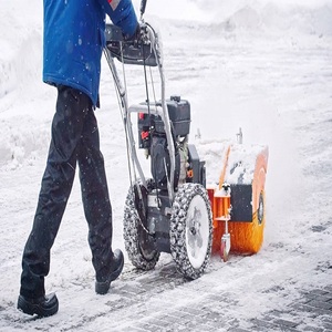 Barredora de Nieve Industrial Multifuncional de Dos Etapas con Motor Diésel para Uso Municipal - Product Image 2