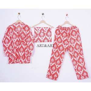 ชุดนอนผ้าฝ้ายลายพิมพ์ลายดอกไม้สไตล์อินเดีย ชุดนอนลายเพสลีย์ ชุดนอนพิมพ์ลายดอกไม้ด้วยมือ ชุดนอนสำหรับผู้หญิง ขายส่ง - Product Image 6