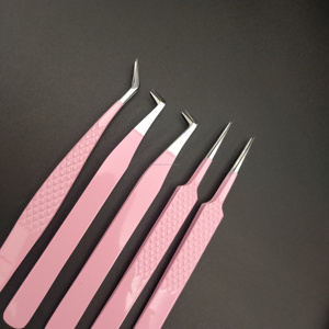 Pince à cils courbée en acier inoxydable pour isolation des cils, outil professionnel pour extensions de cils 79 - Product Image 1
