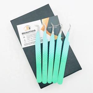 Pinzas de extensión de pestañas de acero inoxidable con logotipo personalizado probadas a mano con punta puntiaguda de embalaje personalizado sostenible - Product Image 3