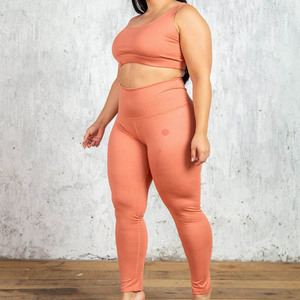 Ensemble de vêtements de yoga sans couture, best-seller, avec logo personnalisé, pour femmes corpulentes, pour l'exercice, le sport et la remise en forme - Product Image 4