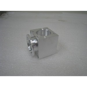 AMAT 0020-30082 isolation valve body for <b>nitride</b> - Trusted Global Legacy Semiconductor Equipment and Parts at - Product Image 3