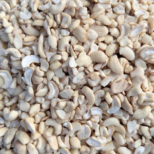 Vietnam Trusted Supplier Vietnamese Cashew Kernels Kaju SANTIGO Caju Cheap Bulk Cashew <b>Nuts</b> Broken - Product Image 1