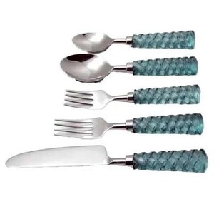 Elegante Juego de Cuchillo, Tenedor y Cuchara de Acero Inoxidable con Mango de Resina Estilizado para el Hogar y Hoteles - Product Image 3