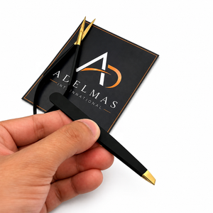Juego de Herramientas de Belleza de Acero Inoxidable de 2 Piezas, Color Negro Dorado Premium, Lujoso, Moderno, Hecho a Mano, Ecológico y Reutilizable, Pinzas Inclinadas para Cejas - Product Image 3