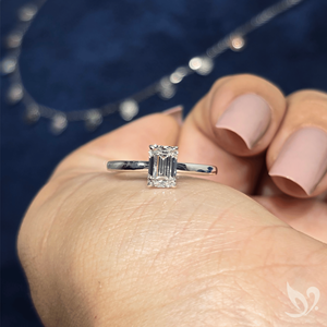 Anillo Solitario con Diamante Cultivado en Laboratorio de Corte Esmeralda de 1.00 CT en Oro Sólido de 18K |   Anillo de Compromiso, Aniversario y Boda con Certificación IGI - Product Image 5