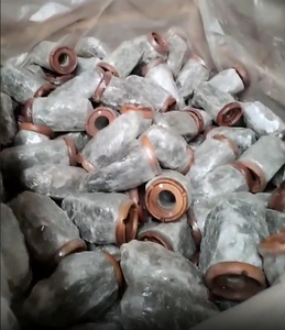 Lámpara de Sal Gris Pura del Himalaya al por Mayor, Tallada en Forma Natural, Ecológica, Purificadora de Aire, en un Increíble Color Blanco - Product Image 2